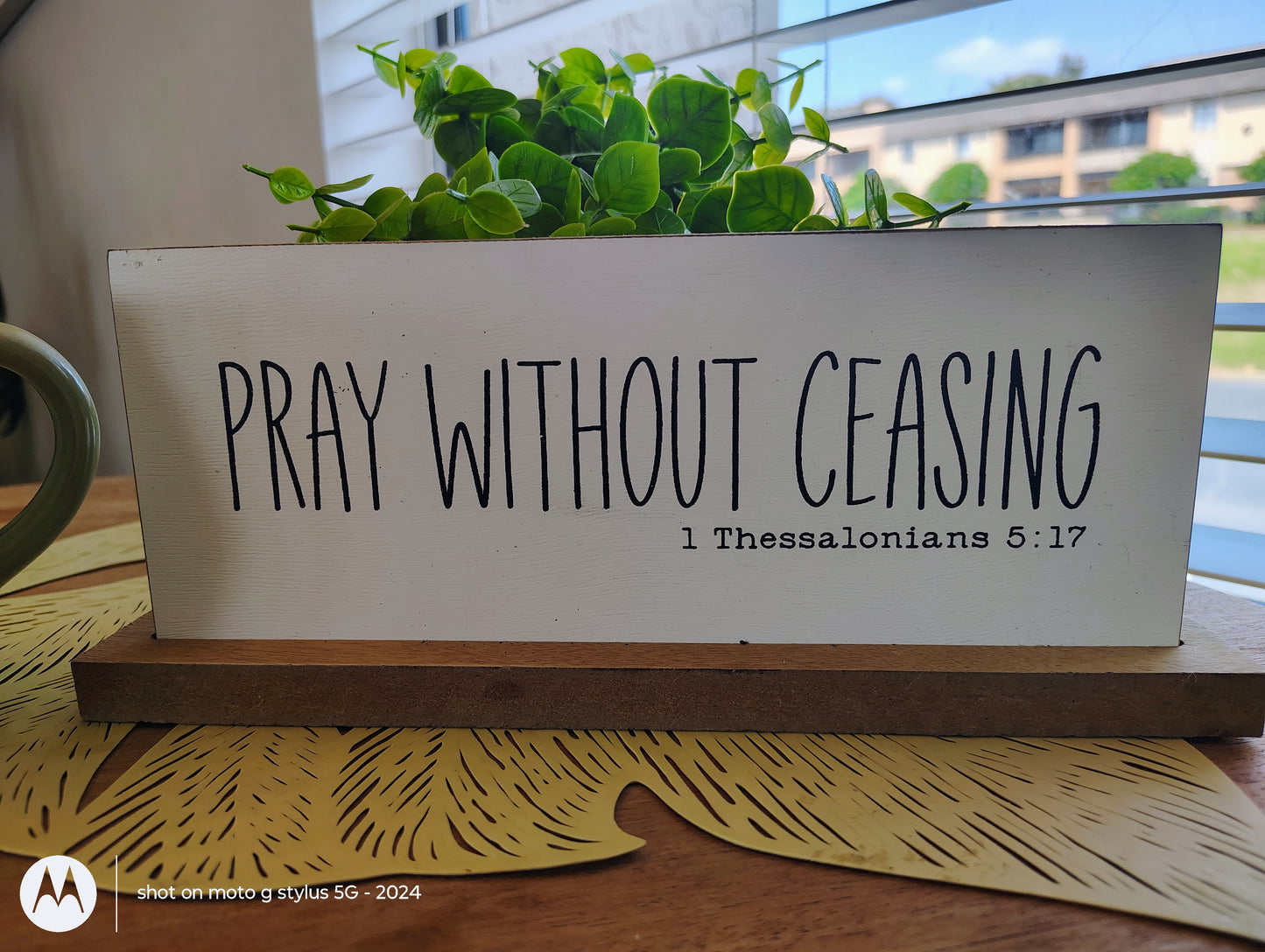 "Pray Without Ceasing" Scripture Sign – 1 Thessalonians 5:17