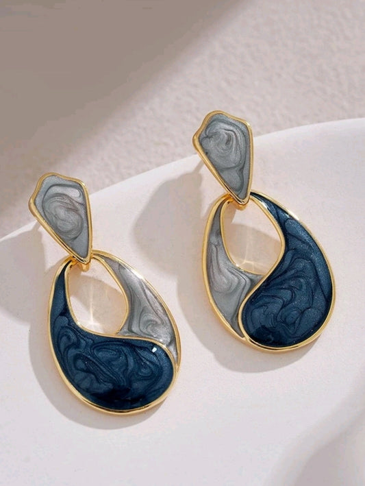 Two-toned blue and grey drop earrings