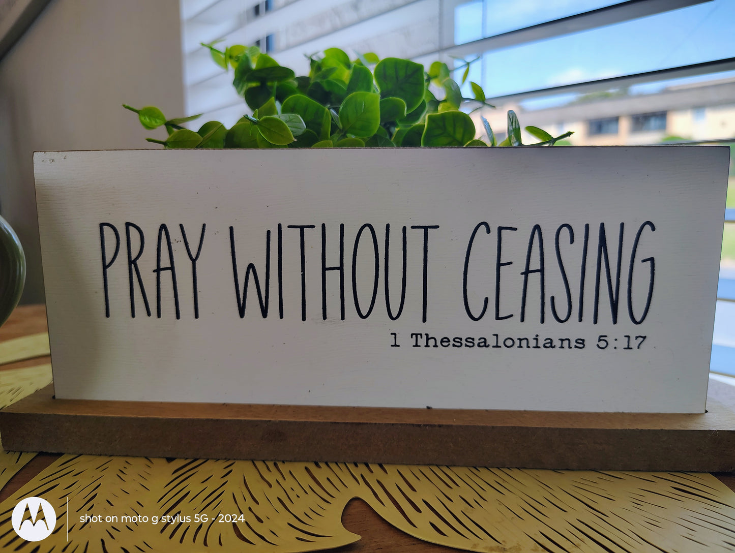 "Pray Without Ceasing" Scripture Sign – 1 Thessalonians 5:17