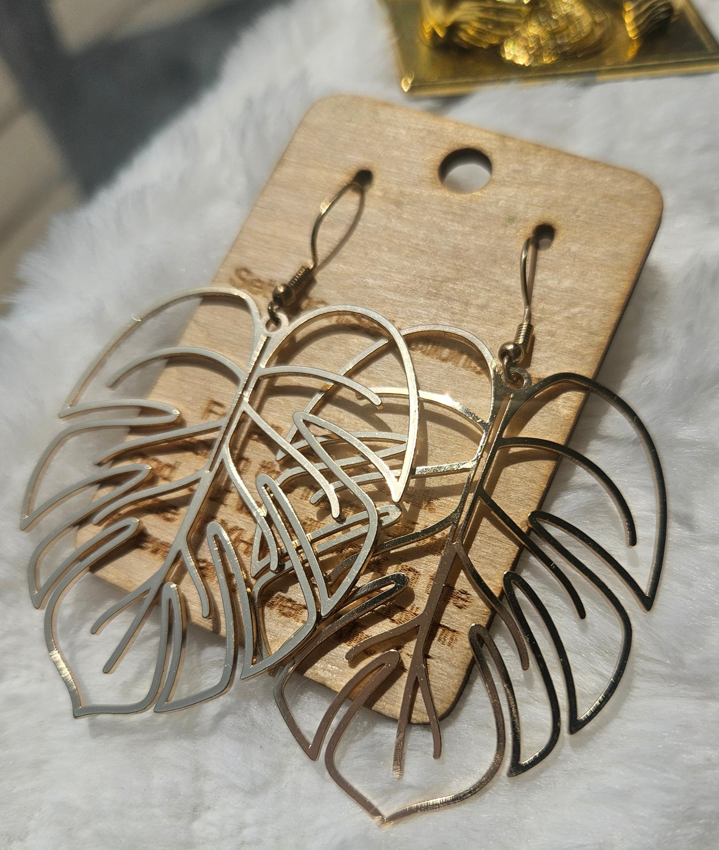 Deeply Rooted – Tropical Monstera Leaf Earrings