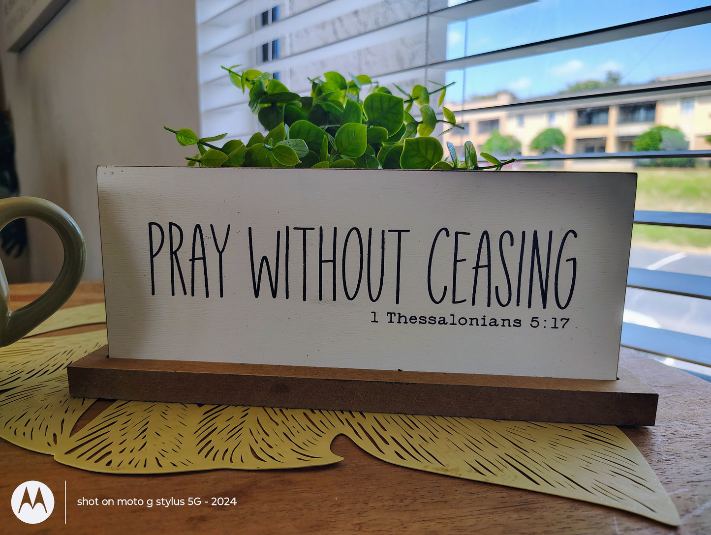 "Pray Without Ceasing" Scripture Sign – 1 Thessalonians 5:17
