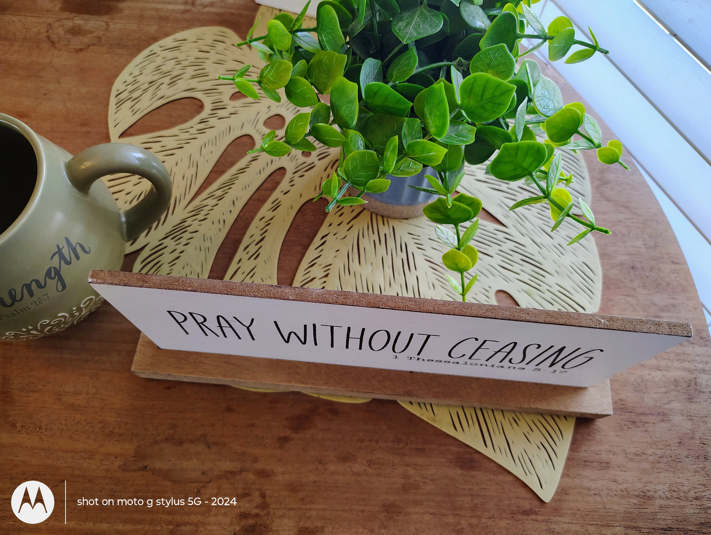 "Pray Without Ceasing" Scripture Sign – 1 Thessalonians 5:17